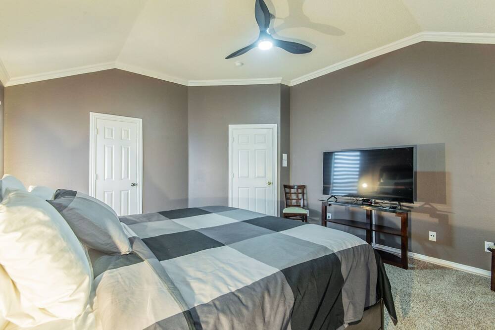 Photo of Bedroom in Elmo