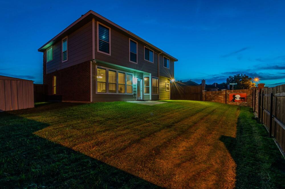 Photo of Outdoor in Elmo