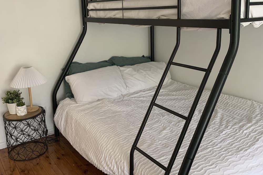 Photo of Bedroom in Lower Macdonald