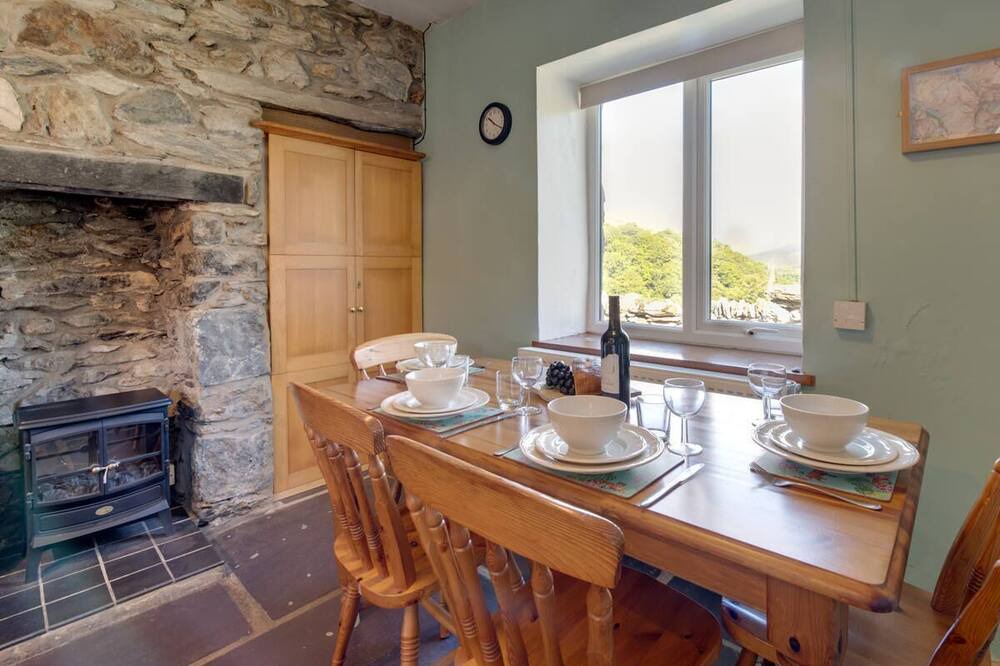 Photo of Kitchen in Llanberis