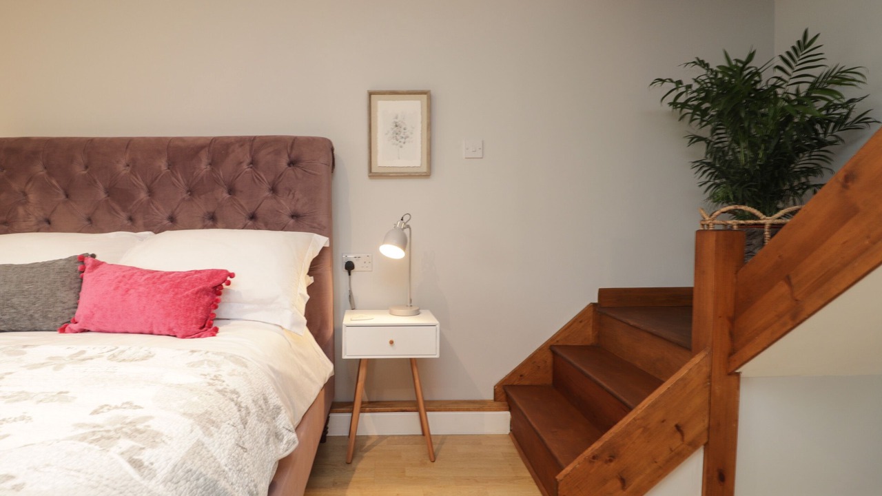 Photo of Others in Five Oak Green