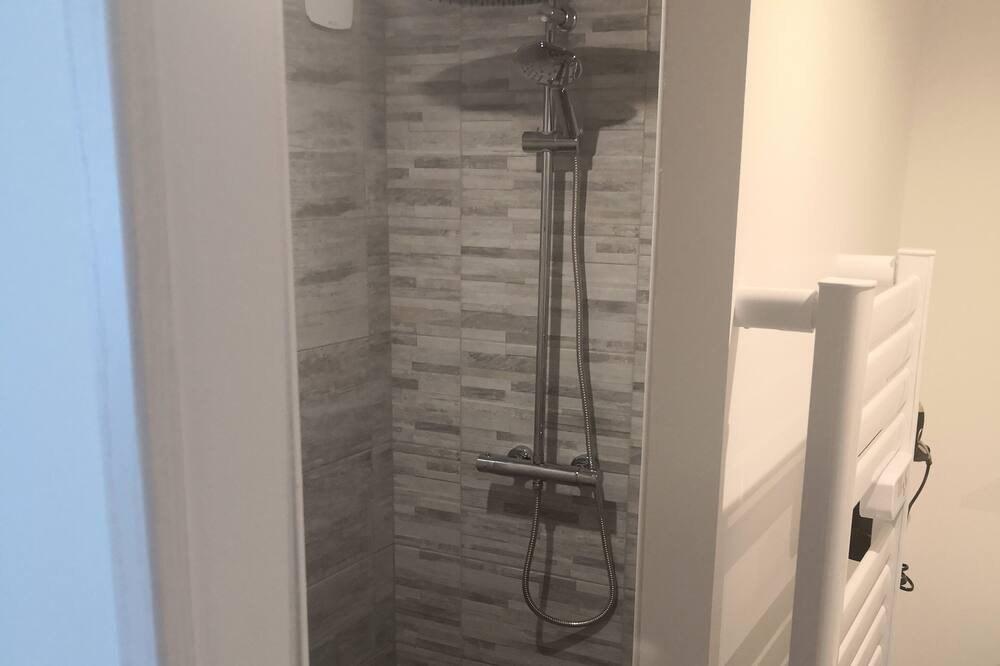 Photo of Bathroom in Chasseneuil-du-Poitou