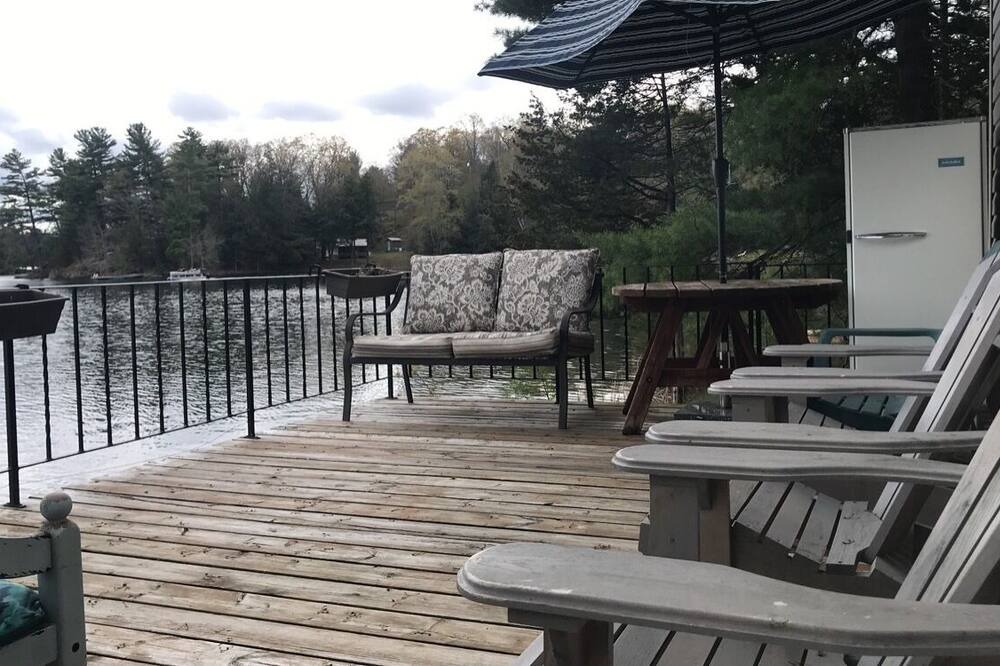Photo of Patio Balcony in Frontenac