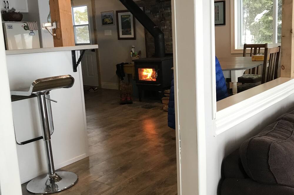 Photo of Livingroom in Frontenac
