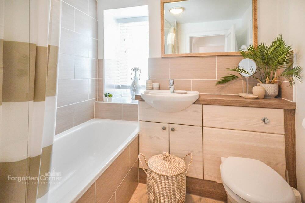 Photo of Bathroom in Kingsand