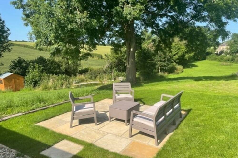 Photo of Others in Shoscombe