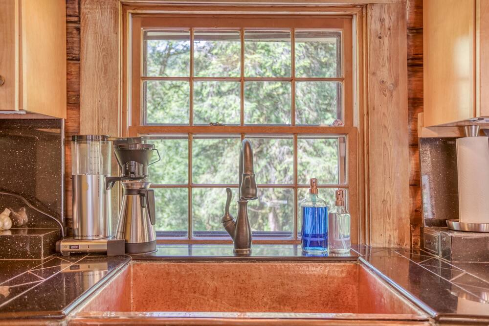 Photo of Kitchen in Neskowin