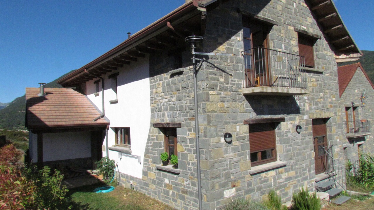 Photo of Outdoor in Hecho