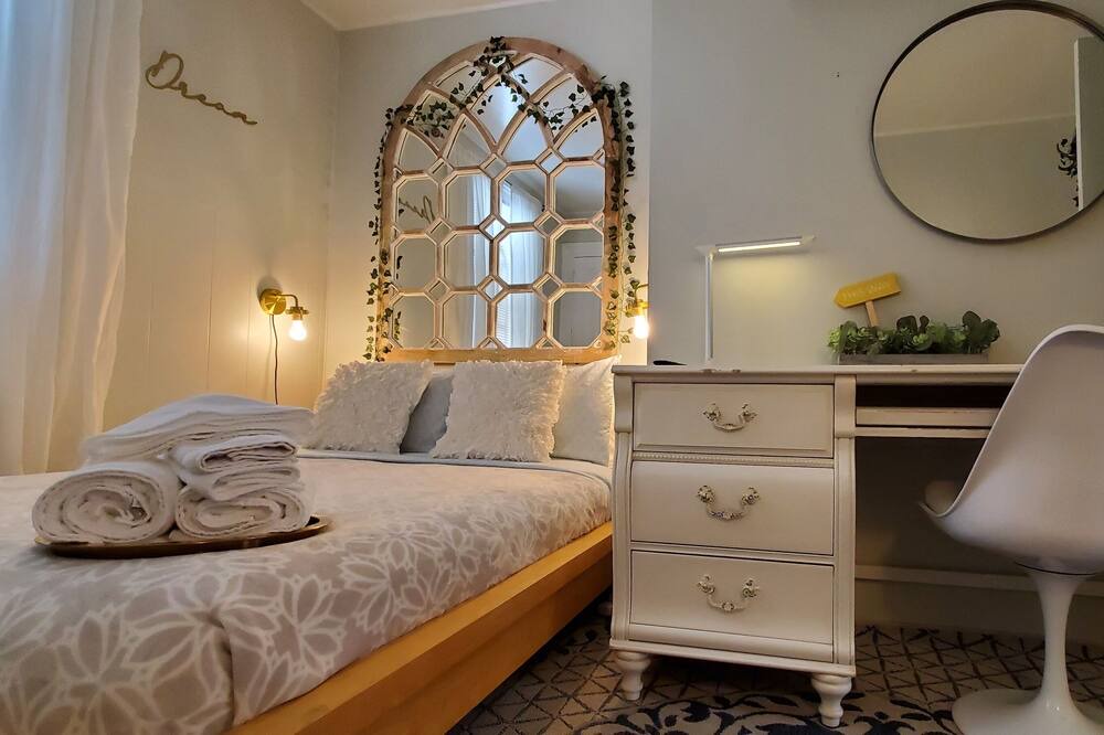 Photo of Others in West End - West Side