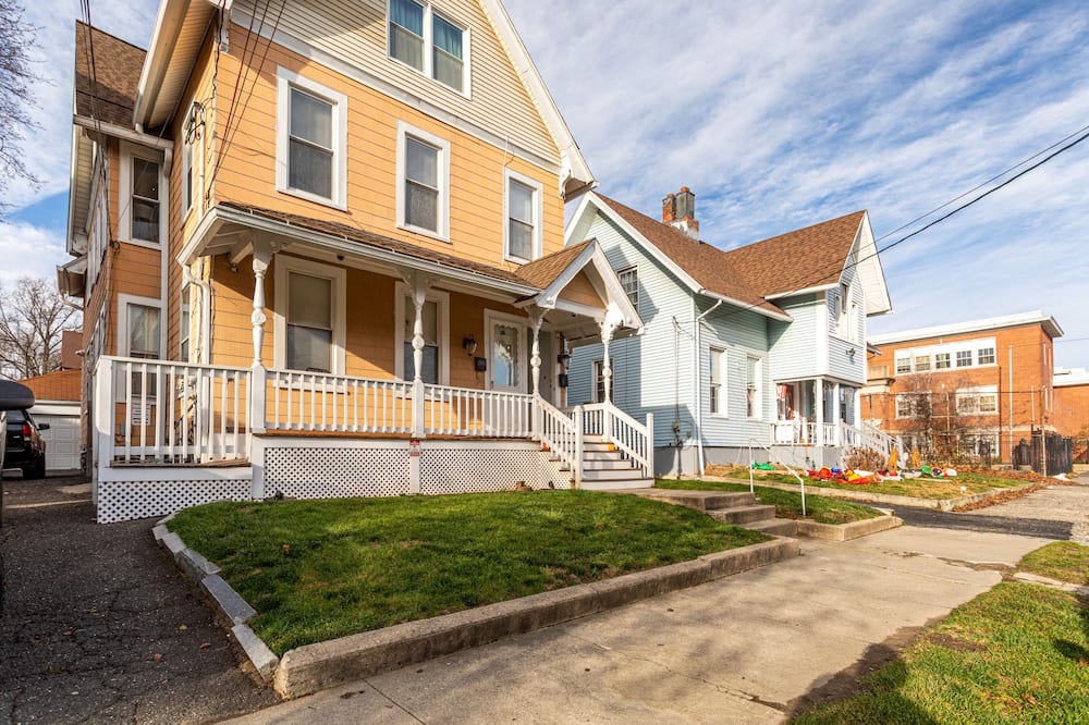 Photo of Outdoor in West End - West Side