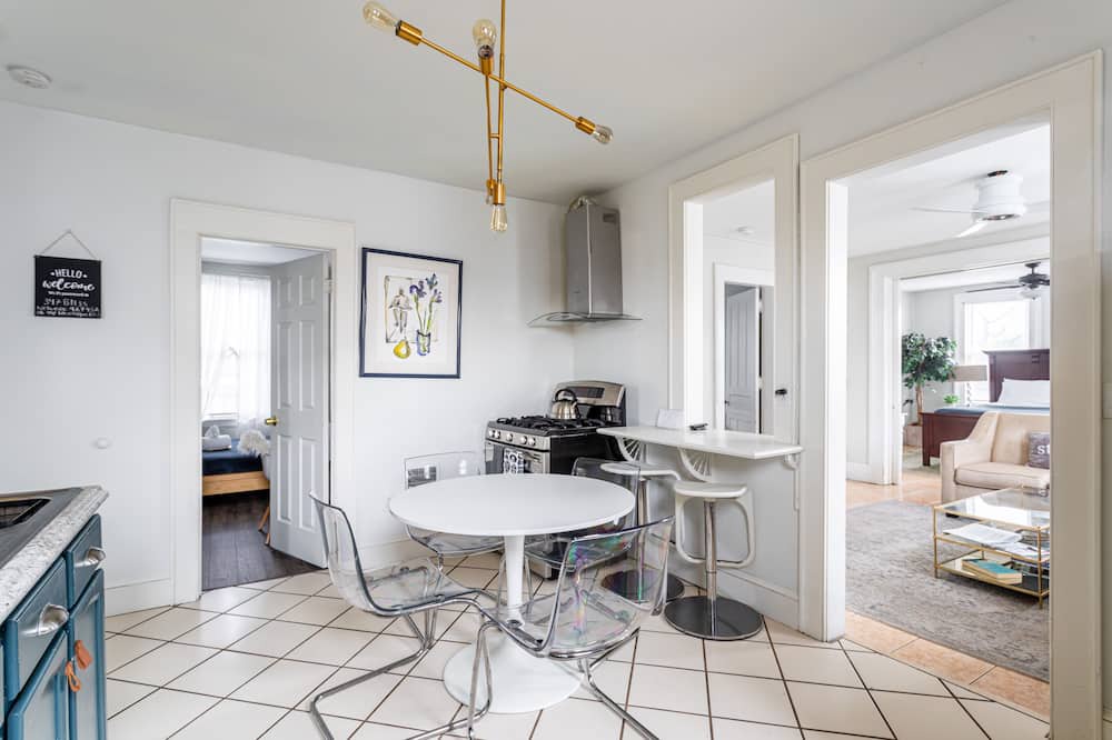 Photo of Outdoor in West End - West Side