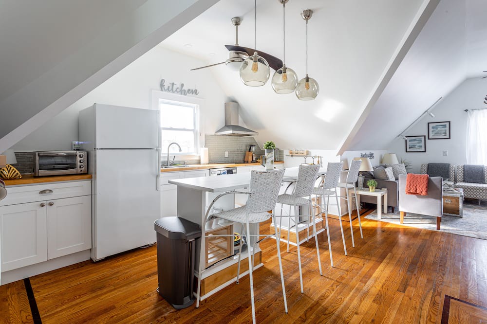 Photo of Kitchen in West End - West Side