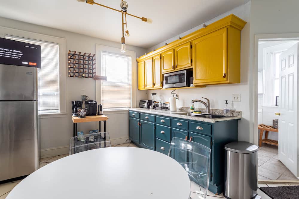 Photo of Kitchen in West End - West Side