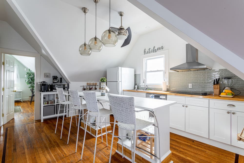 Photo of Kitchen in West End - West Side