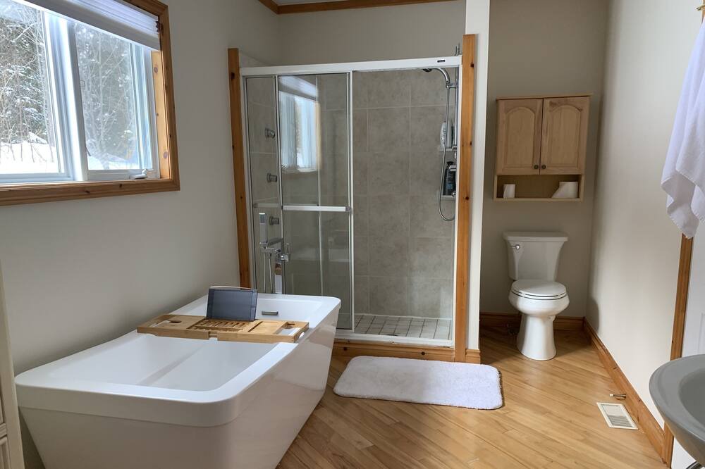 Photo of Bathroom in Cecebe