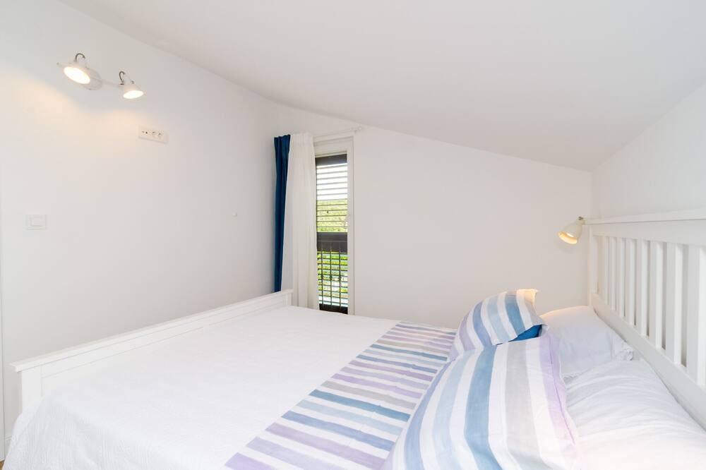 Photo of Bedroom in Podimoc