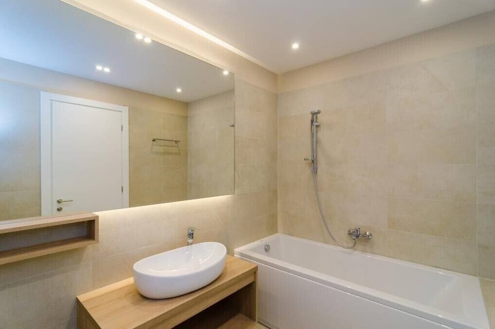 Photo of Bathroom in Plat