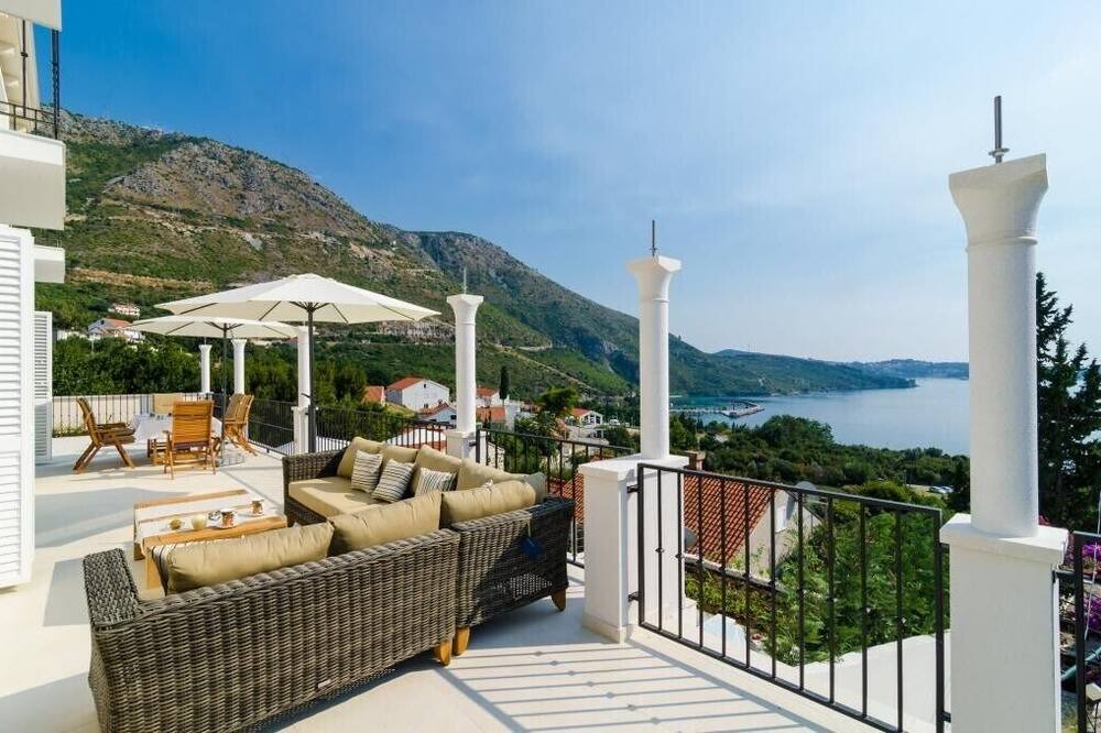 Photo of Patio Balcony in Plat