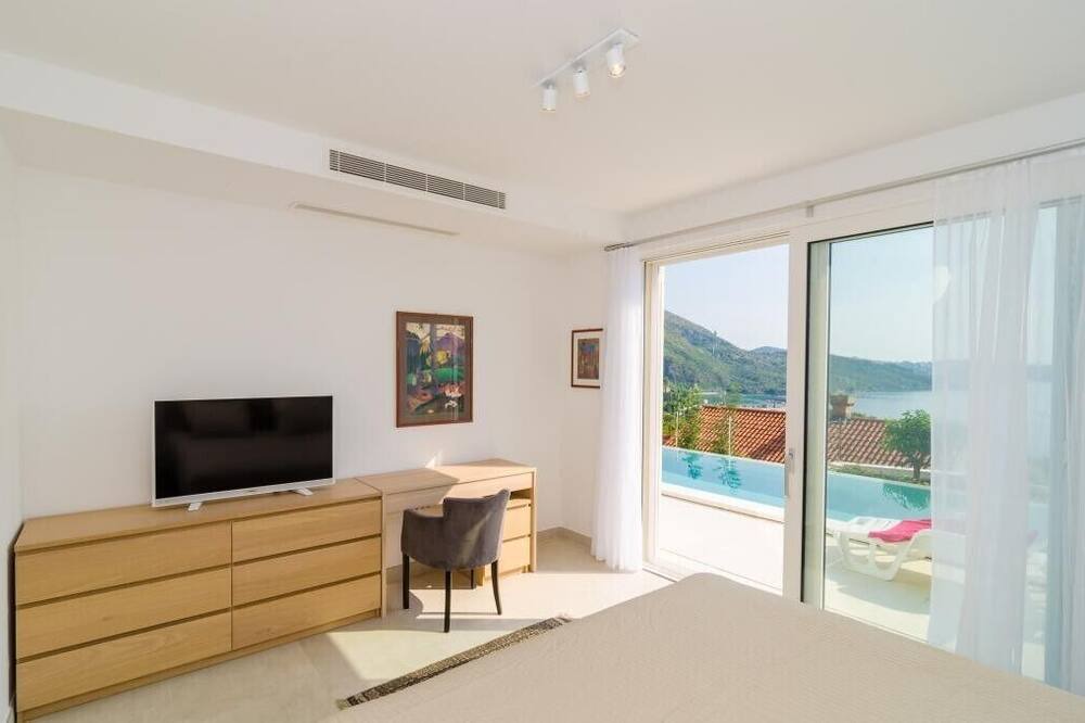 Photo of Bedroom in Plat
