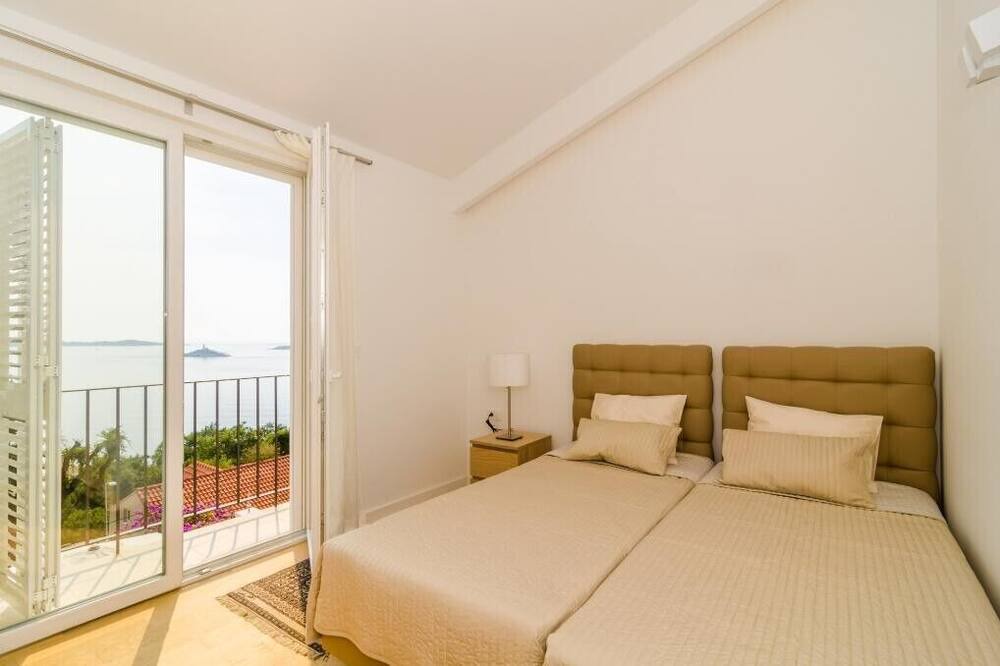 Photo of Bedroom in Plat