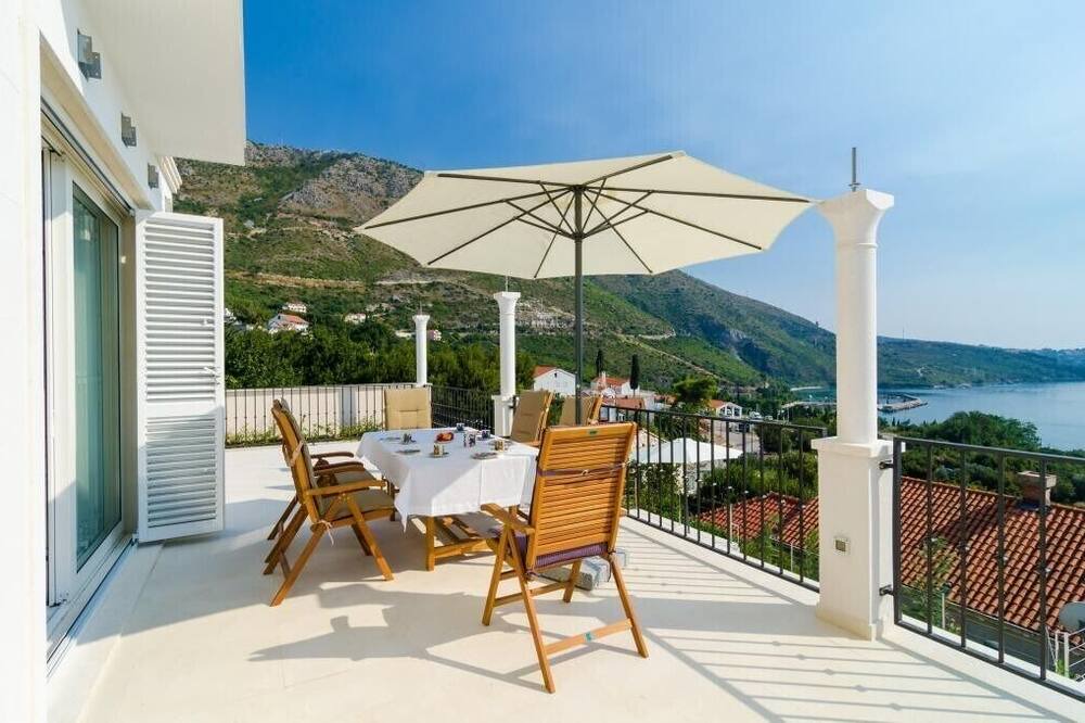 Photo of Patio Balcony in Plat