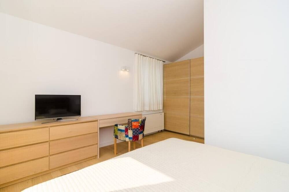 Photo of Bedroom in Plat