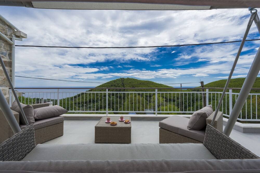 Photo of Patio Balcony in Mljet