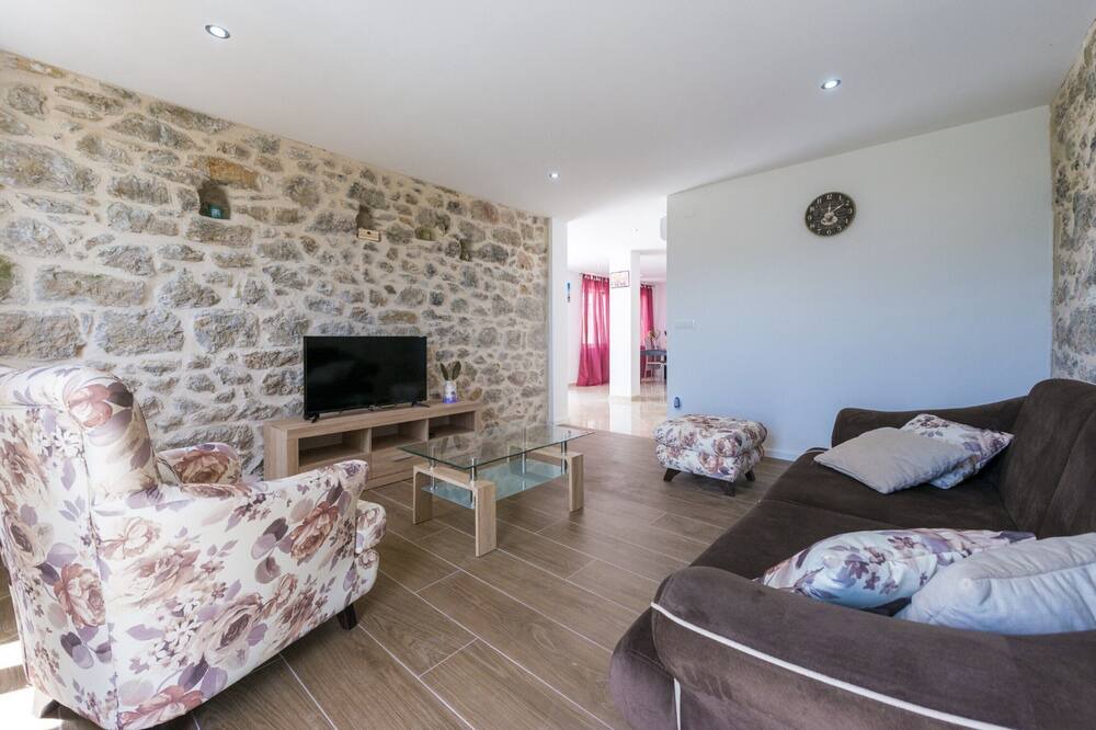 Photo of Livingroom in Mljet