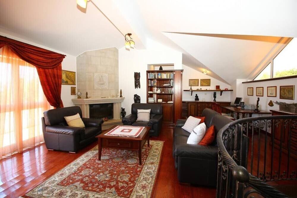 Photo of Livingroom in Cilipi