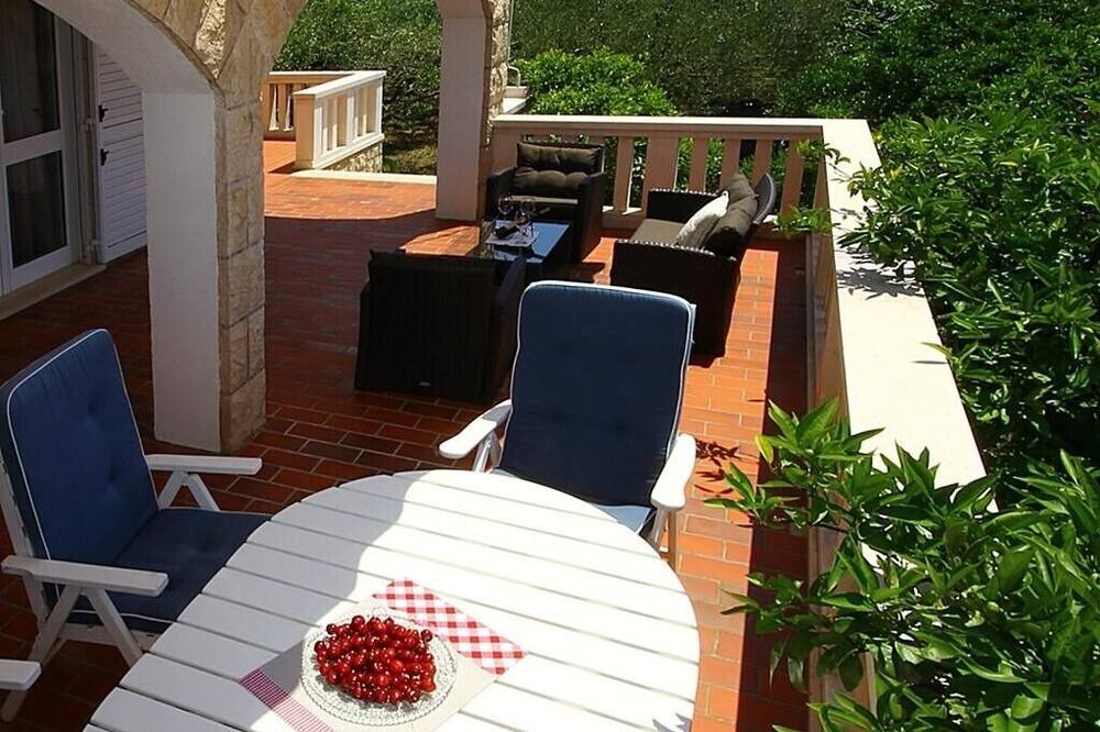 Photo of Patio Balcony in Cilipi