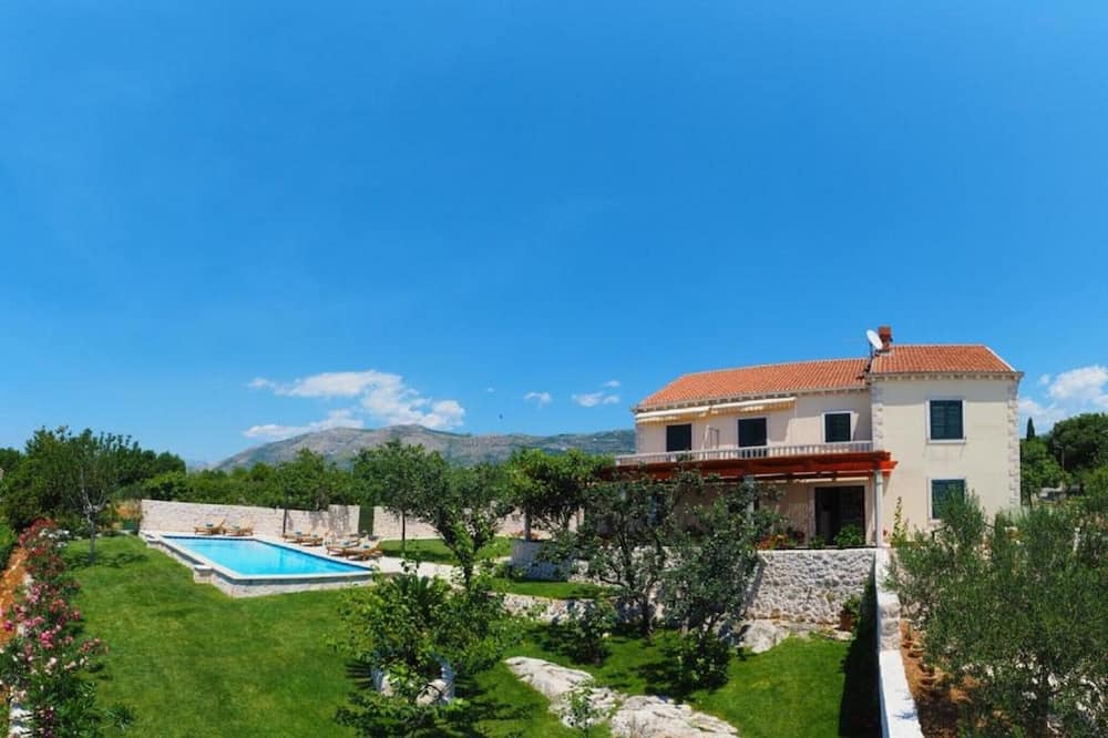 Photo of Outdoor in Mocici