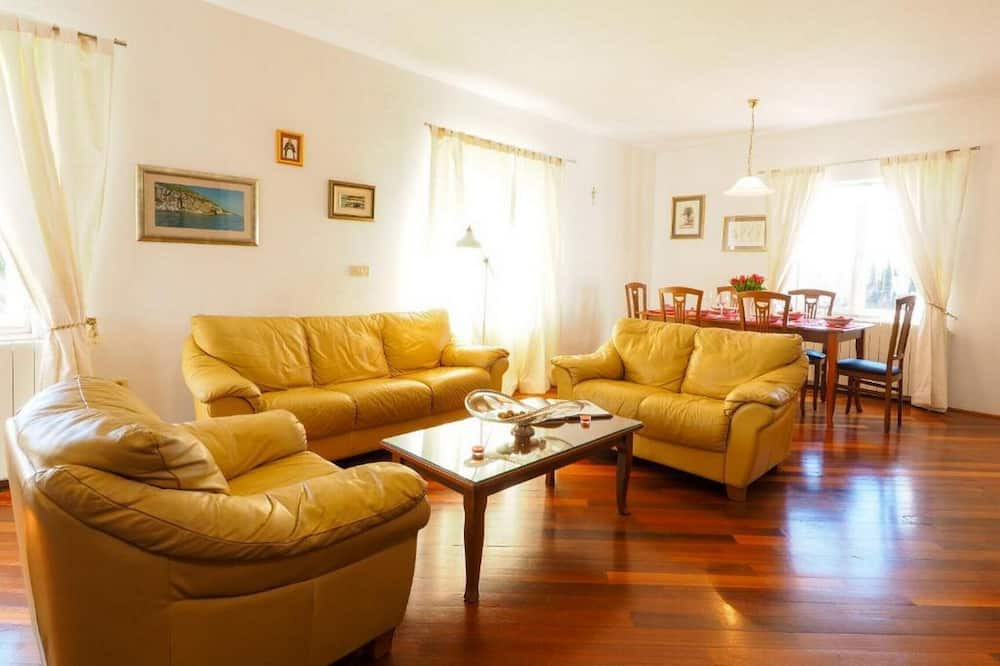 Photo of Livingroom in Mocici