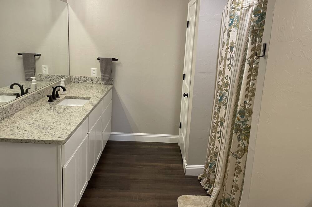 Photo of Bathroom in Lexington