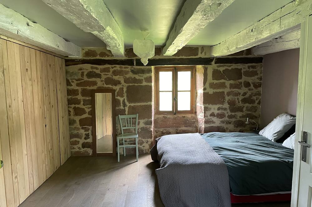 Photo of Bedroom in Coubjours