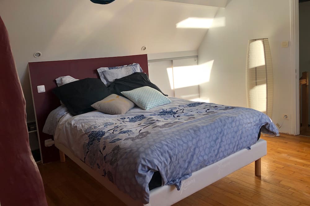 Photo of Bedroom in Coubjours
