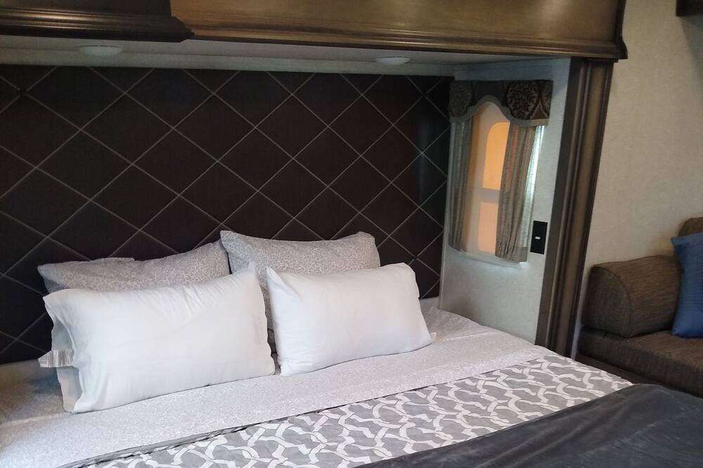 Photo of Bedroom in Arlington