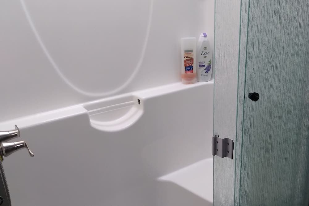 Photo of Bathroom in Arlington