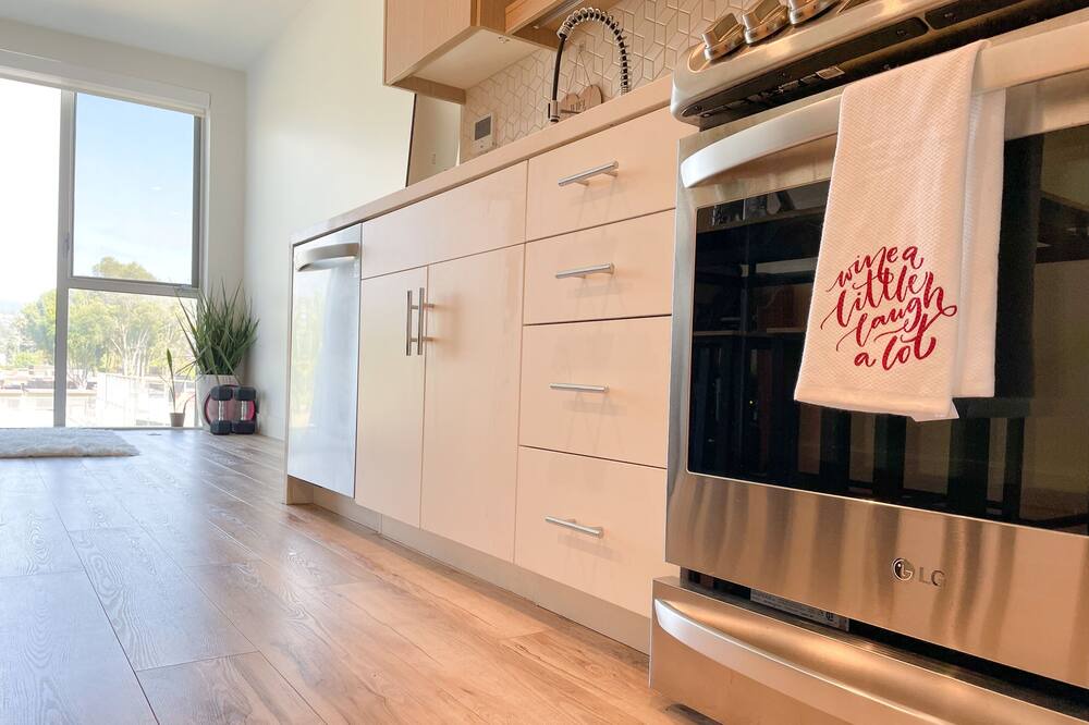 Photo of Bedroom in Temescal