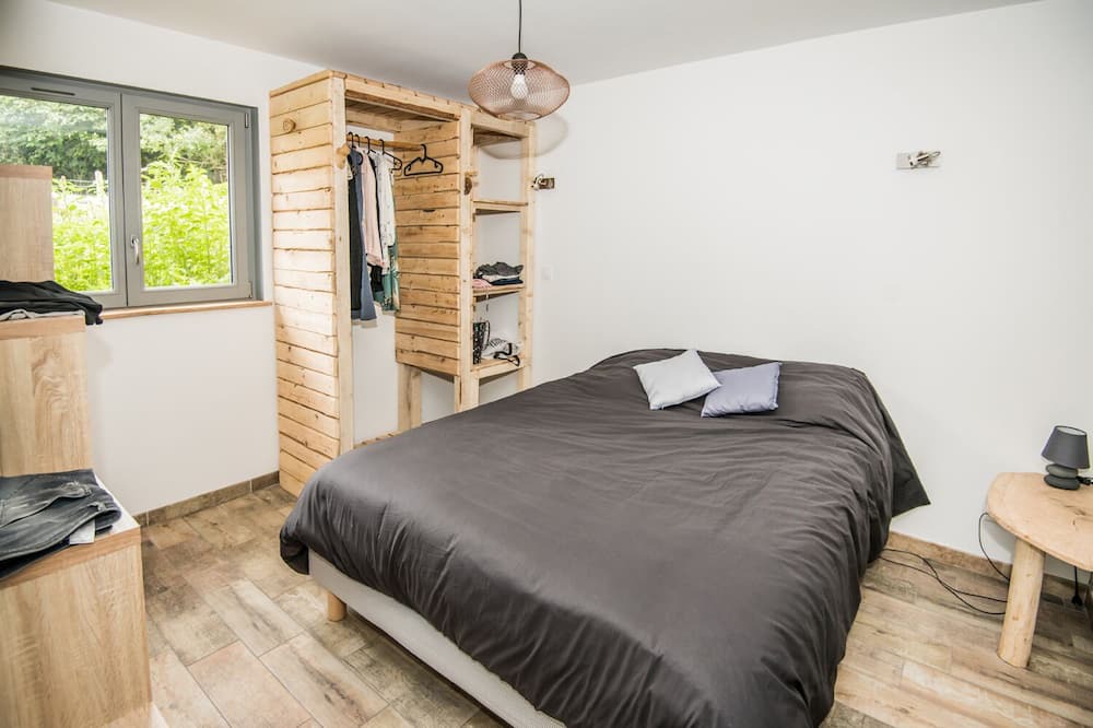 Photo of Bedroom in Mottier