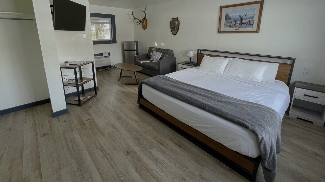 Photo of Bedroom in Salmon