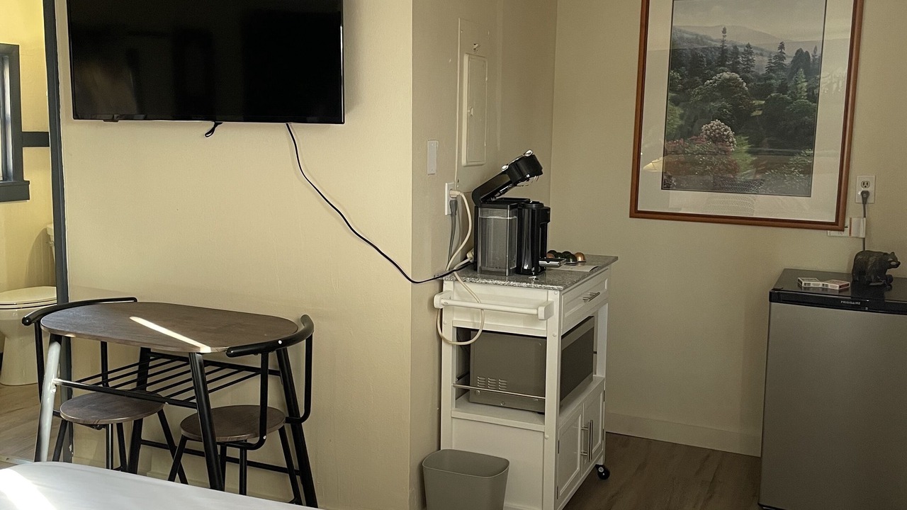 Photo of Bedroom in Salmon