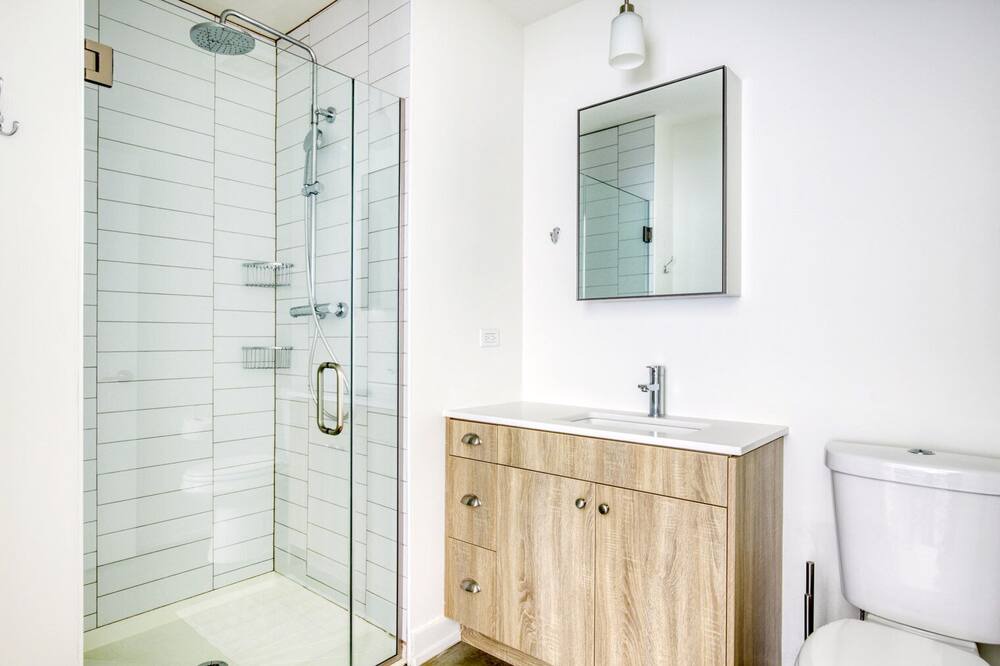 Photo of Bathroom in Near West Side