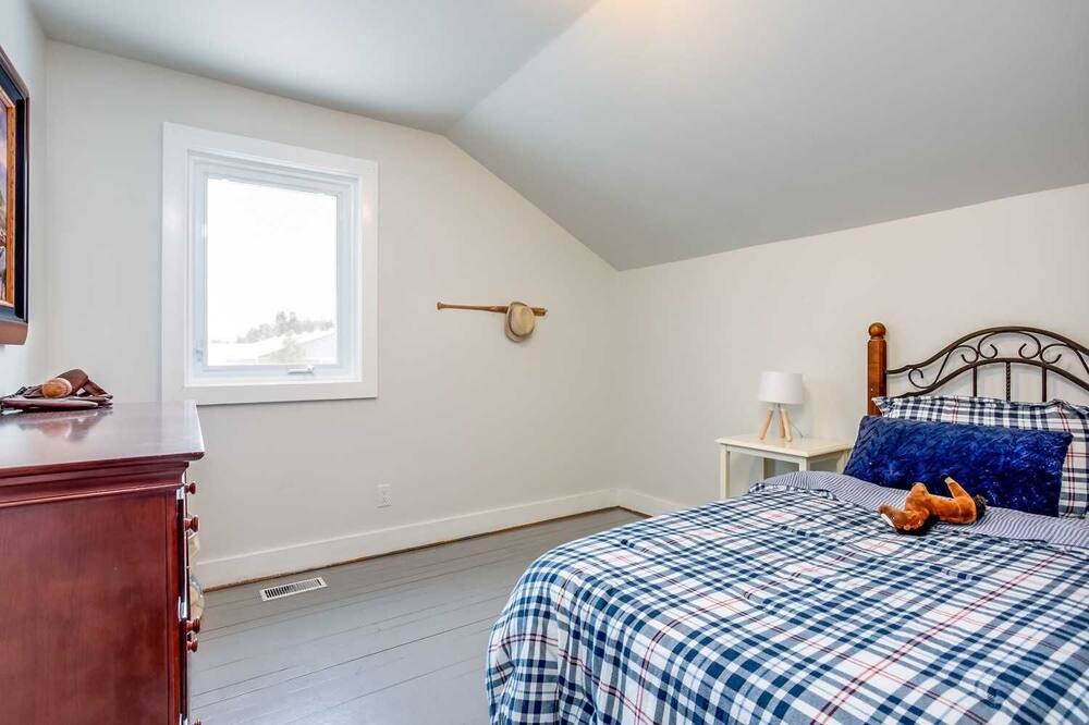Photo of Bedroom in Glen Huron