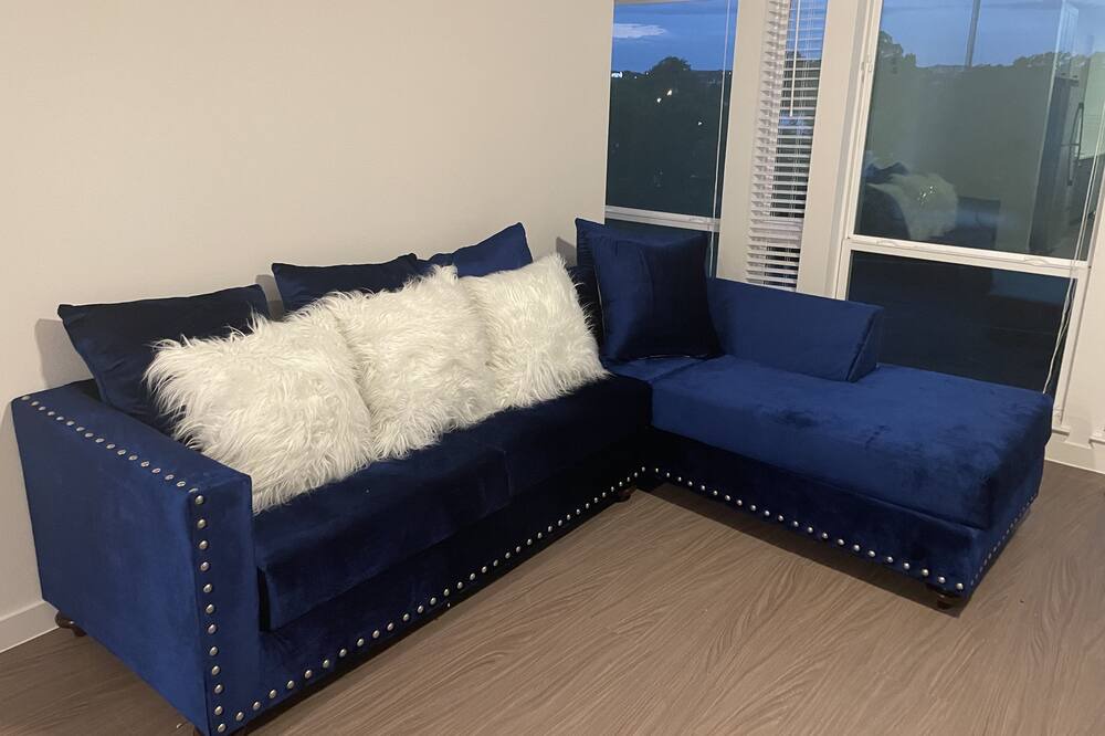 Photo of Livingroom in West Dallas