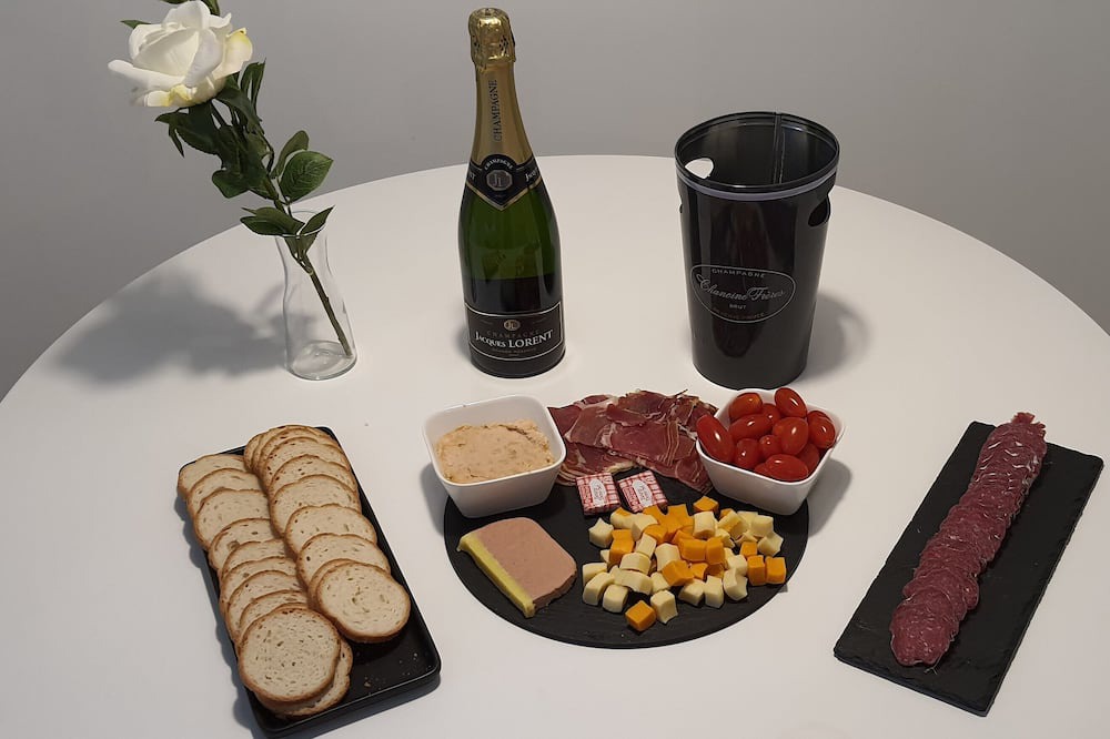 Photo of Kitchen in Downtown Angers