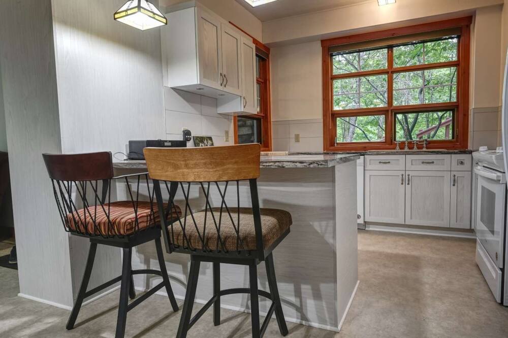 Photo of Kitchen in Tremblant-Les-Eaux