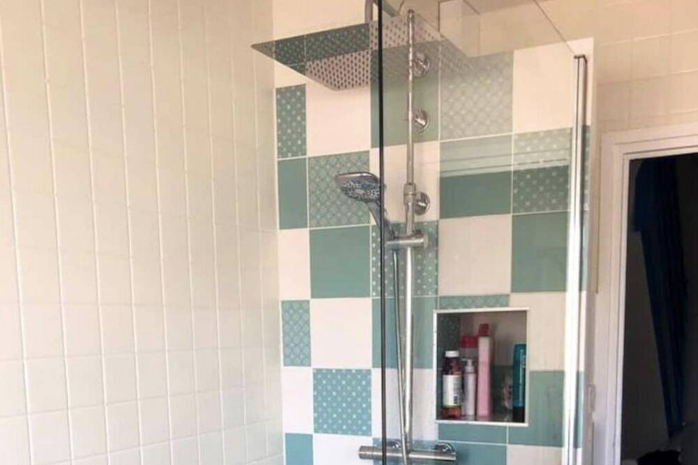 Photo of Bathroom in Le Portel
