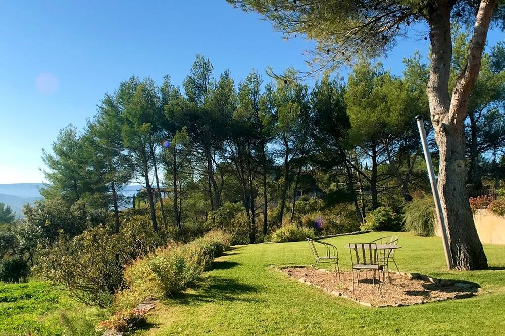 Photo of Outdoor in Joucas