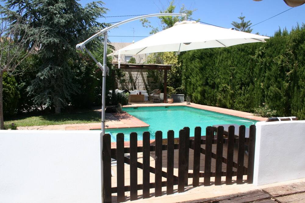 Photo of Outdoor in La Pobla de Vallbona