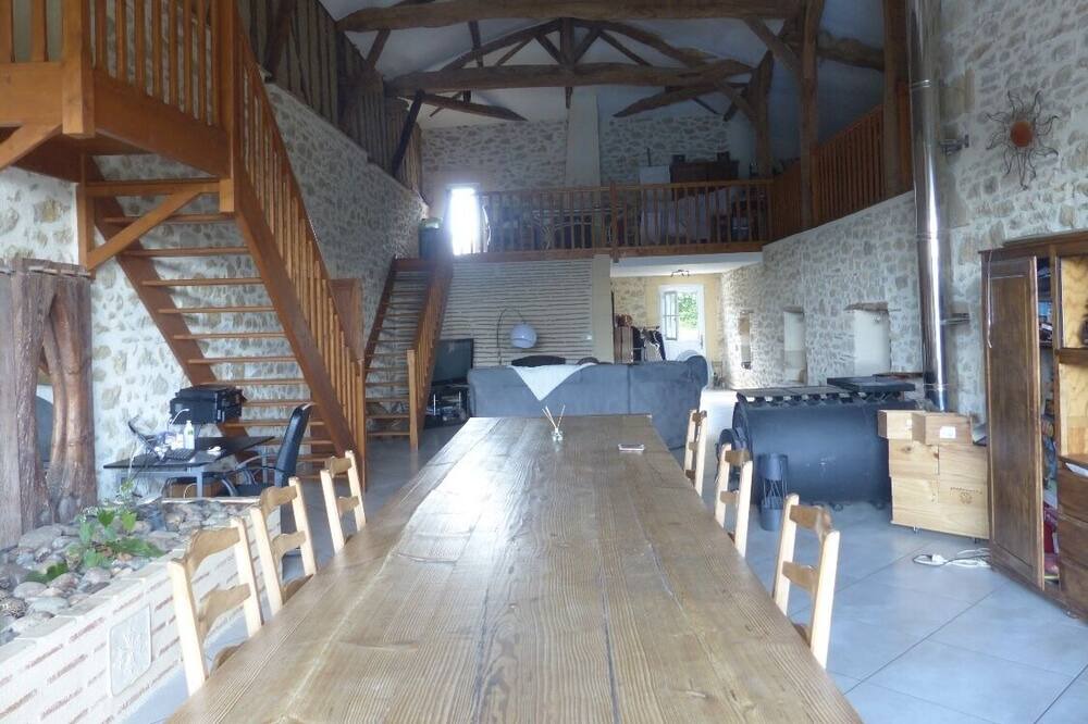 Photo of Livingroom in Meilhan-sur-Garonne